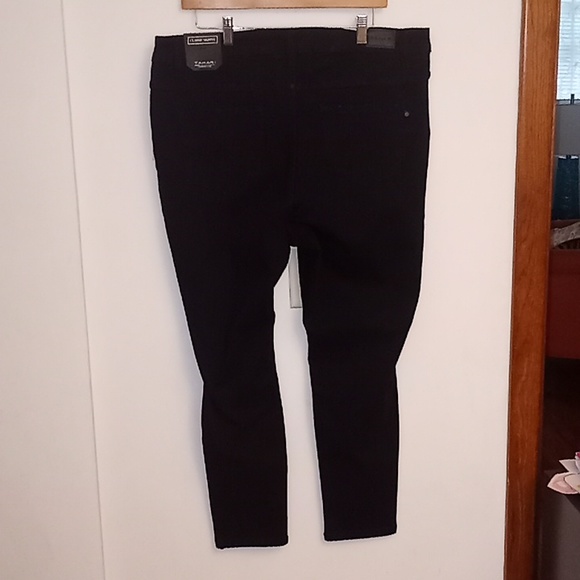 TAHARI KELLY MID RISE SKINNY Stretch JEANS WOMENS SIZE 20 - Picture 5 of 7